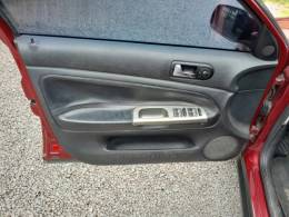 VOLKSWAGEN - PASSAT - 1999/1999 - Vermelha - R$ 30.000,00