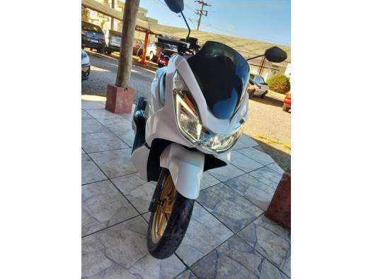HONDA - PCX - 2016/2016 - Branca - R$ 13.500,00