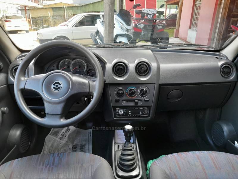 CHEVROLET - CELTA - 2008/2008 - Cinza - R$ 21.000,00