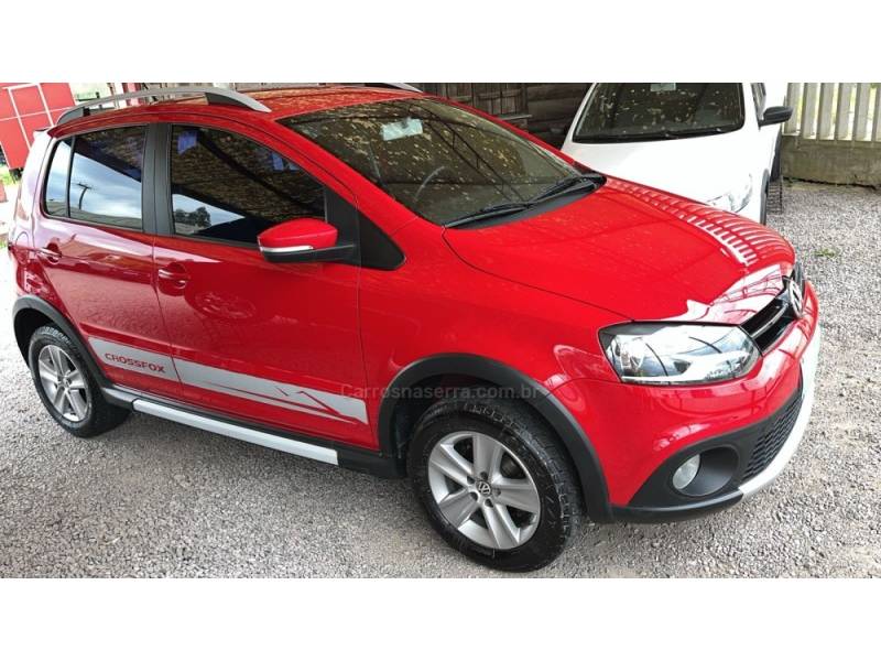 VOLKSWAGEN - CROSSFOX - 2011/2011 - Vermelha - R$ 43.500,00