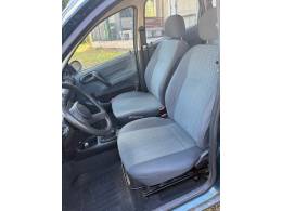 CHEVROLET - CORSA - 2001/2001 - Verde - R$ 15.000,00
