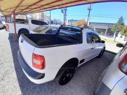 VOLKSWAGEN - SAVEIRO - 2010/2011 - Branca - R$ 39.900,00