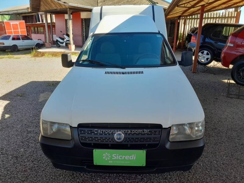 FIAT - FIORINO - 2004/2004 - Branca - R$ 25.000,00
