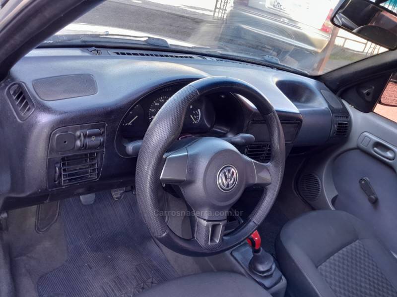 VOLKSWAGEN - GOL - 1995/1996 - Prata - R$ 12.000,00