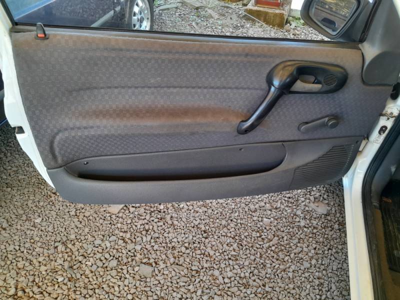 CHEVROLET - CORSA - 1997/1997 - Branca - R$ 13.000,00