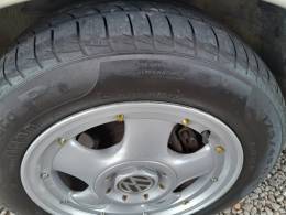 VOLKSWAGEN - VOYAGE - 1988/1988 - Prata - R$ 16.000,00