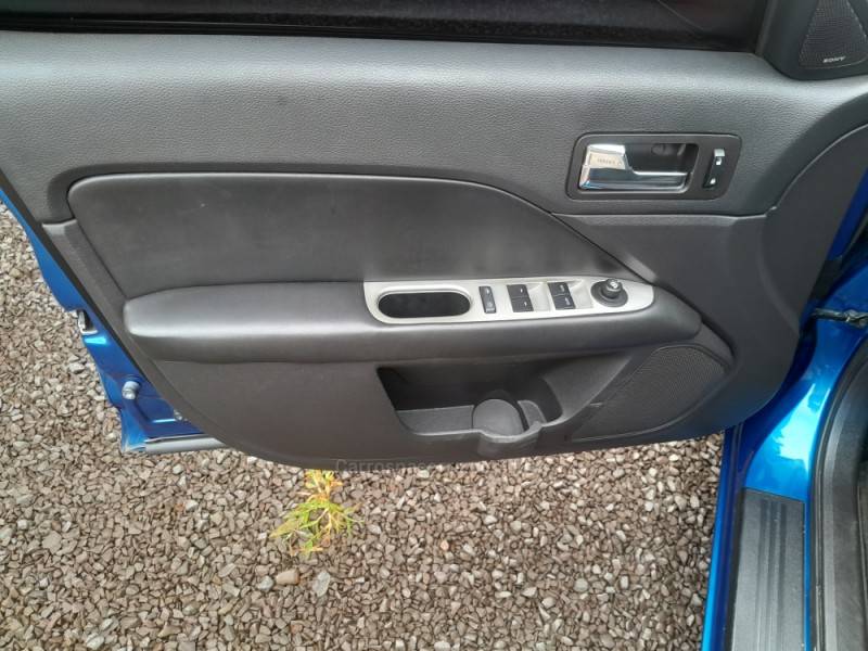 FORD - FUSION - 2011/2012 - Azul - Sob Consulta