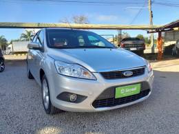 FORD - FOCUS - 2009/2009 - Prata - R$ 36.000,00