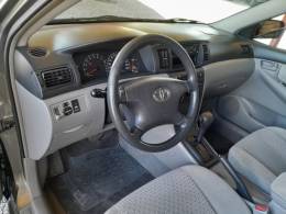 TOYOTA - COROLLA - 2008/2008 - Dourada - R$ 44.500,00
