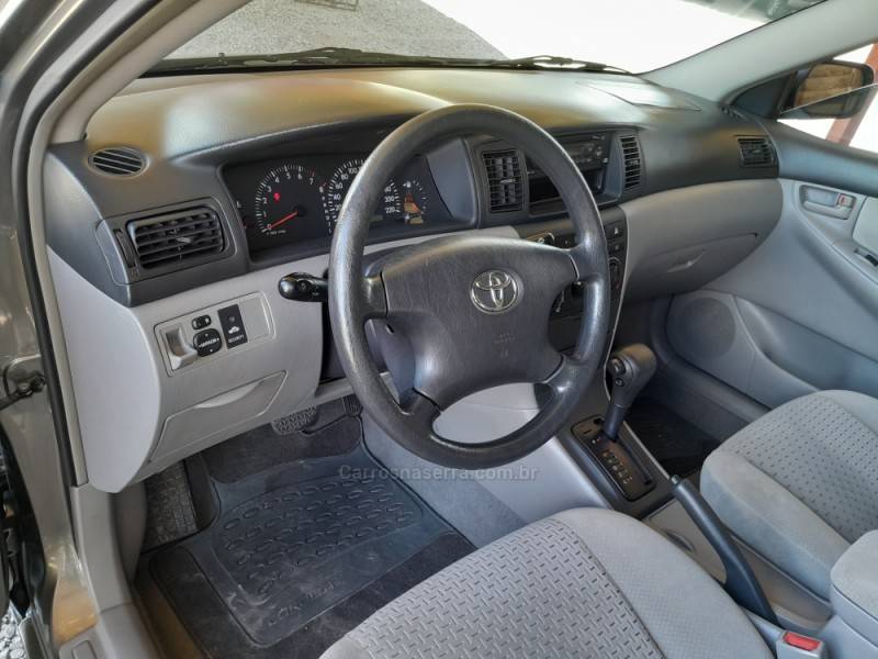 TOYOTA - COROLLA - 2008/2008 - Dourada - R$ 44.500,00