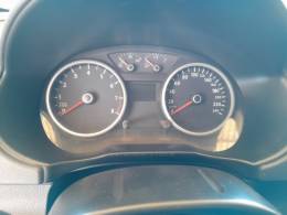 VOLKSWAGEN - SAVEIRO - 2010/2011 - Branca - R$ 39.900,00