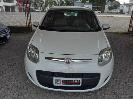 FIAT - PALIO - 2013/2014 - Branca - R$ 38.800,00