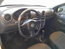 VOLKSWAGEN - SAVEIRO - 2010/2011 - Branca - R$ 39.900,00