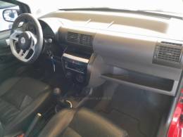 VOLKSWAGEN - CROSSFOX - 2005/2006 - Vermelha - R$ 31.000,00