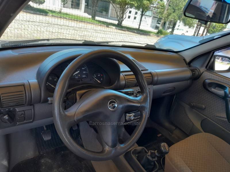 CHEVROLET - CORSA - 1997/1997 - Branca - R$ 13.000,00
