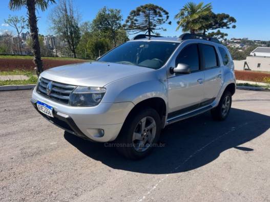 RENAULT - DUSTER - 2013/2014 - Prata - R$ 49.900,00
