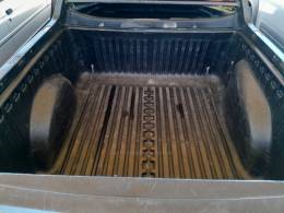 VOLKSWAGEN - SAVEIRO - 2010/2011 - Branca - R$ 39.900,00