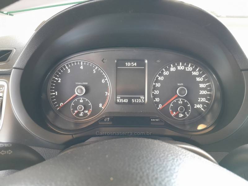 VOLKSWAGEN - FOX - 2011/2012 - Prata - R$ 38.500,00