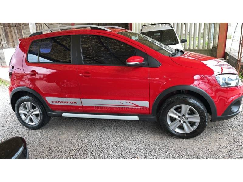 VOLKSWAGEN - CROSSFOX - 2011/2011 - Vermelha - R$ 43.500,00