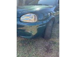 CHEVROLET - CORSA - 2001/2001 - Verde - R$ 15.000,00