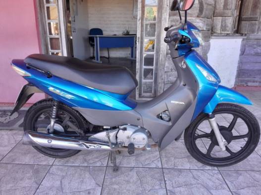 HONDA - BIZ 125 - 2005/2006 - Azul - R$ 8.800,00