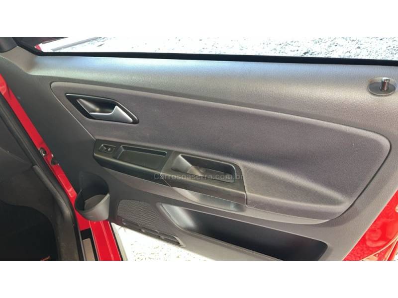 VOLKSWAGEN - CROSSFOX - 2011/2011 - Vermelha - R$ 43.500,00