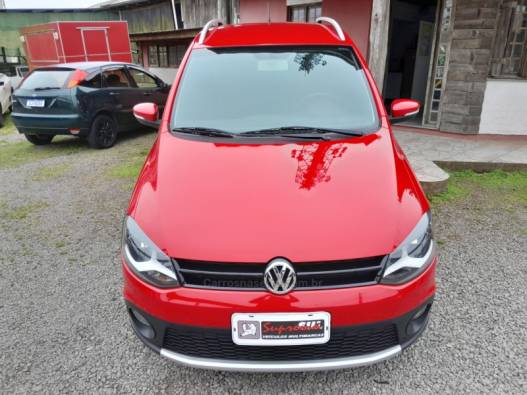 VOLKSWAGEN - CROSSFOX - 2011/2011 - Vermelha - R$ 43.500,00