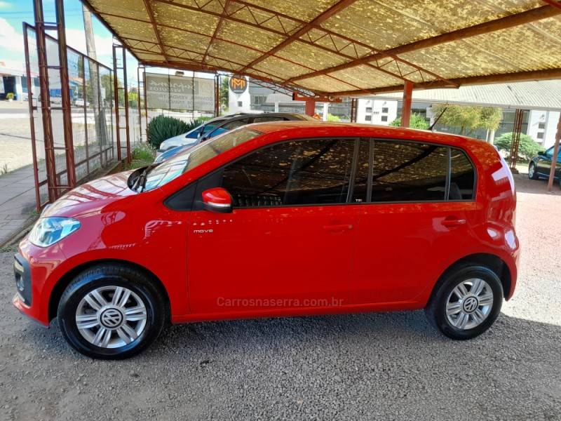 VOLKSWAGEN - UP - 2017/2018 - Vermelha - R$ 59.500,00