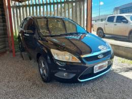 FORD - FOCUS - 2010/2011 - Preta - R$ 39.900,00