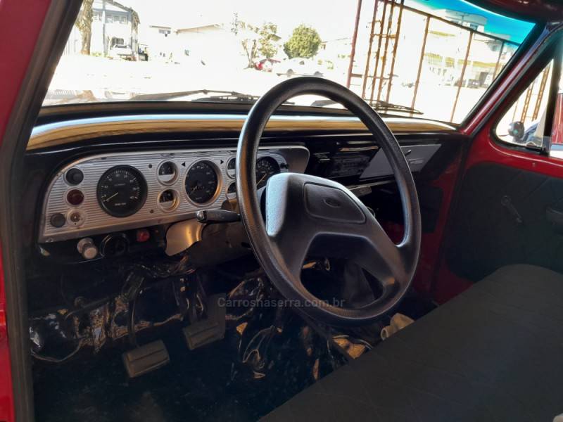 FORD - F-100 - 1975/1975 - Vermelha - R$ 80.000,00